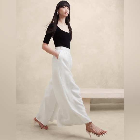 Banana Republic Pants - Banana Republic White Wide-Leg Pants